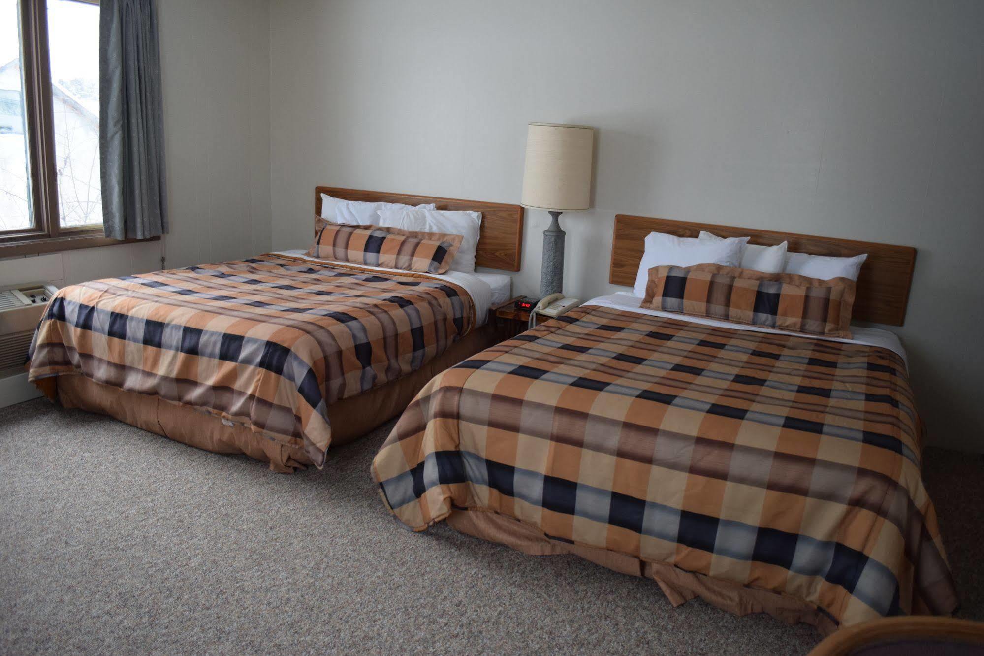 Oneida Village Inn Three Lakes Luaran gambar